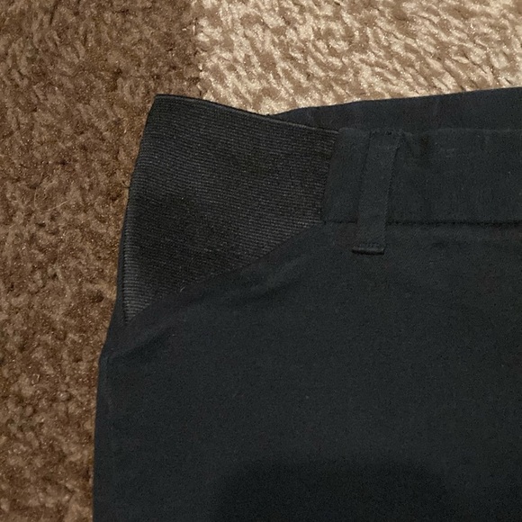 Old Navy Black Slim Fit Pixie Side Panel Maternity Trousers - Picture 4 of 9